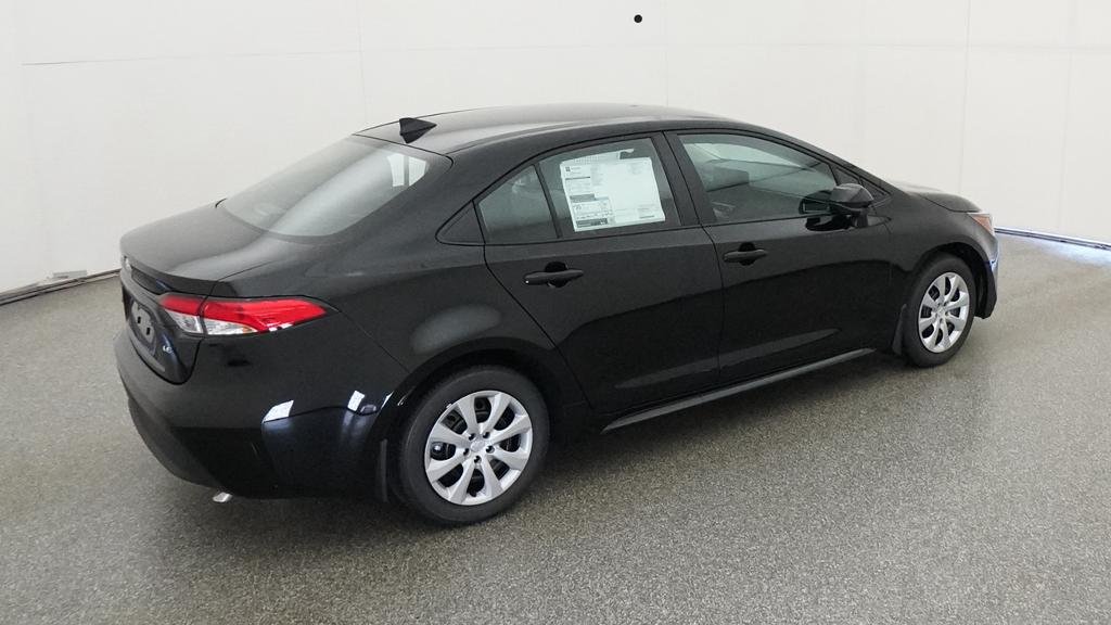 New 2026 Midnight Black Metallic Toyota LE image 18