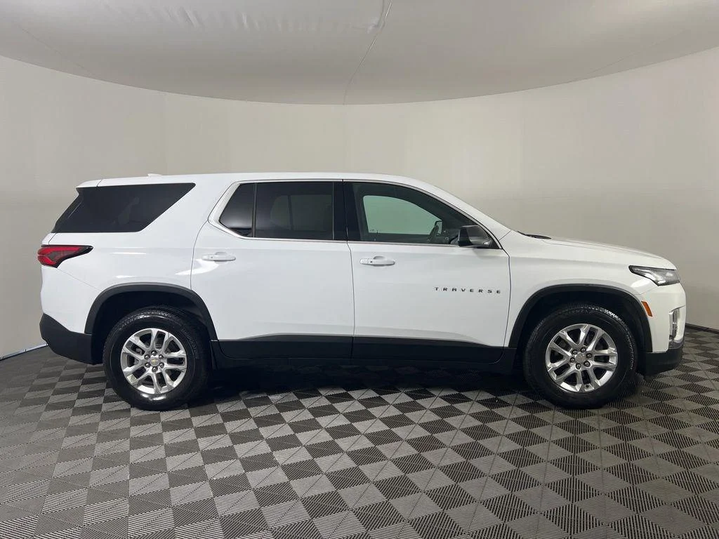 Used 2023 Summit White Chevrolet LS image 18