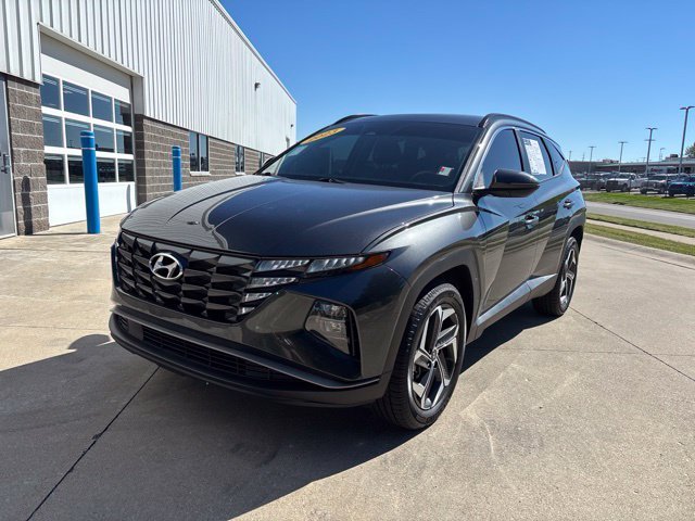 Certified Used 2023 Gray Hyundai SEL image 4