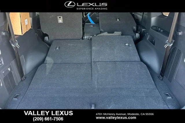 2026 Lexus LX 600 F-Sport - Photo 16