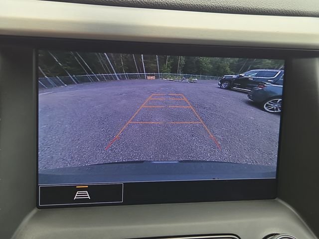 Used 2023 Sterling Metallic GMC SLE image 8