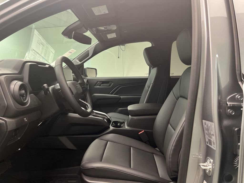 2026 Chevrolet Colorado Trail Boss - Photo 11