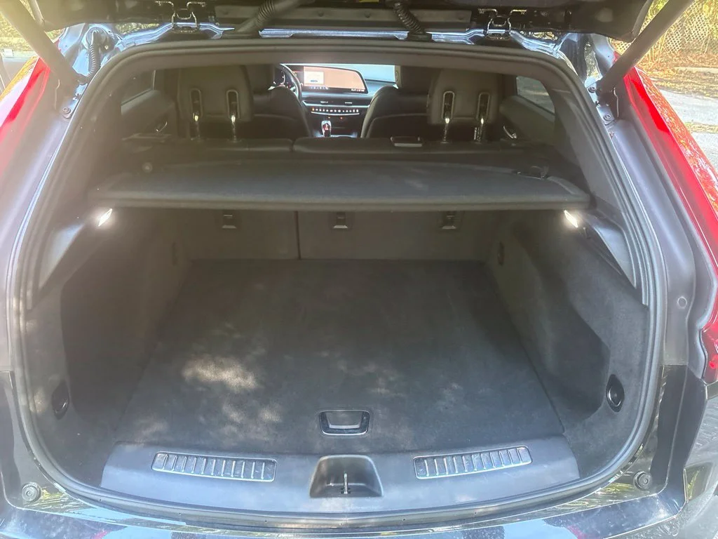 Used 2025 Black Cadillac Premium Luxury image 24