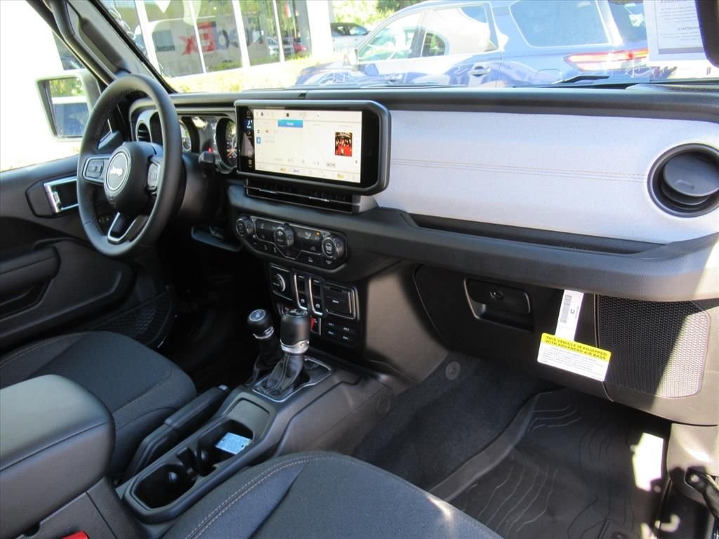 2026 Jeep Wrangler 2-Door Willys - Photo 11