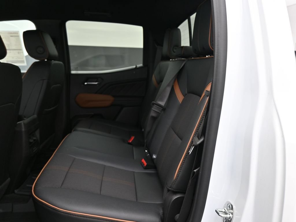 2026 GMC Canyon AT4 - Photo 22