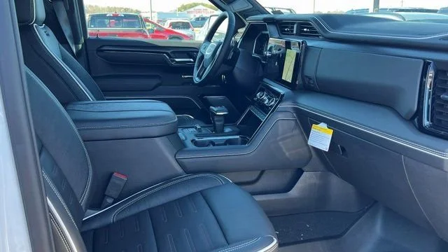 2026 GMC Sierra 1500 AT4X - Photo 10