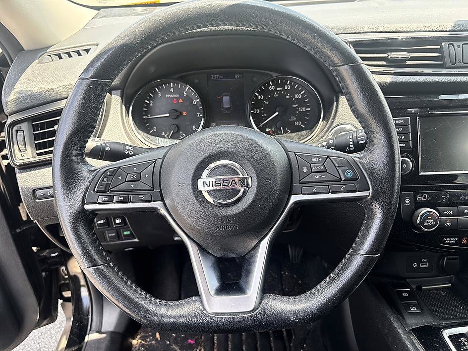 Used 2019 Magnetic Black Pearl Nissan SV image 11