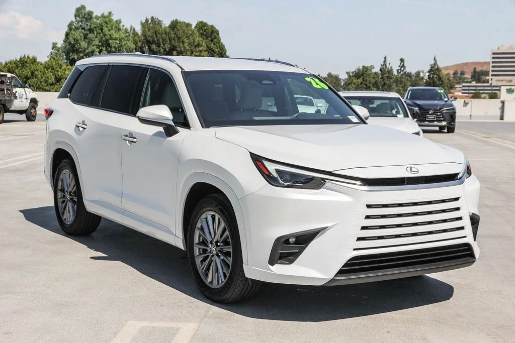 Certified Used 2024 Beige Lexus 350 image 3