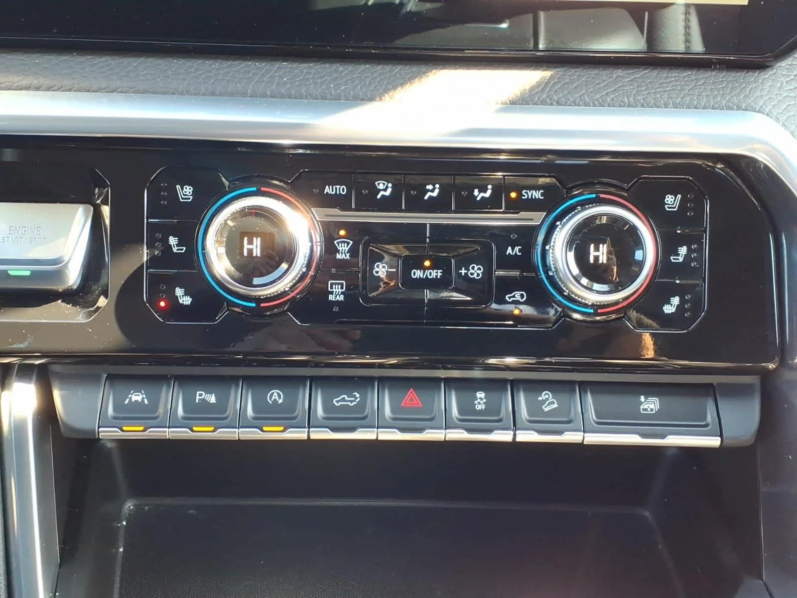 Certified Used 2022 Onyx Black GMC Denali image 17