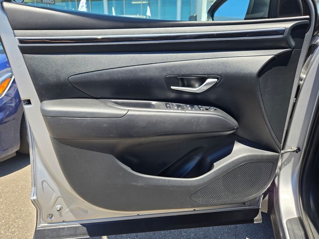 Used 2024 Silver Hyundai SEL image 13