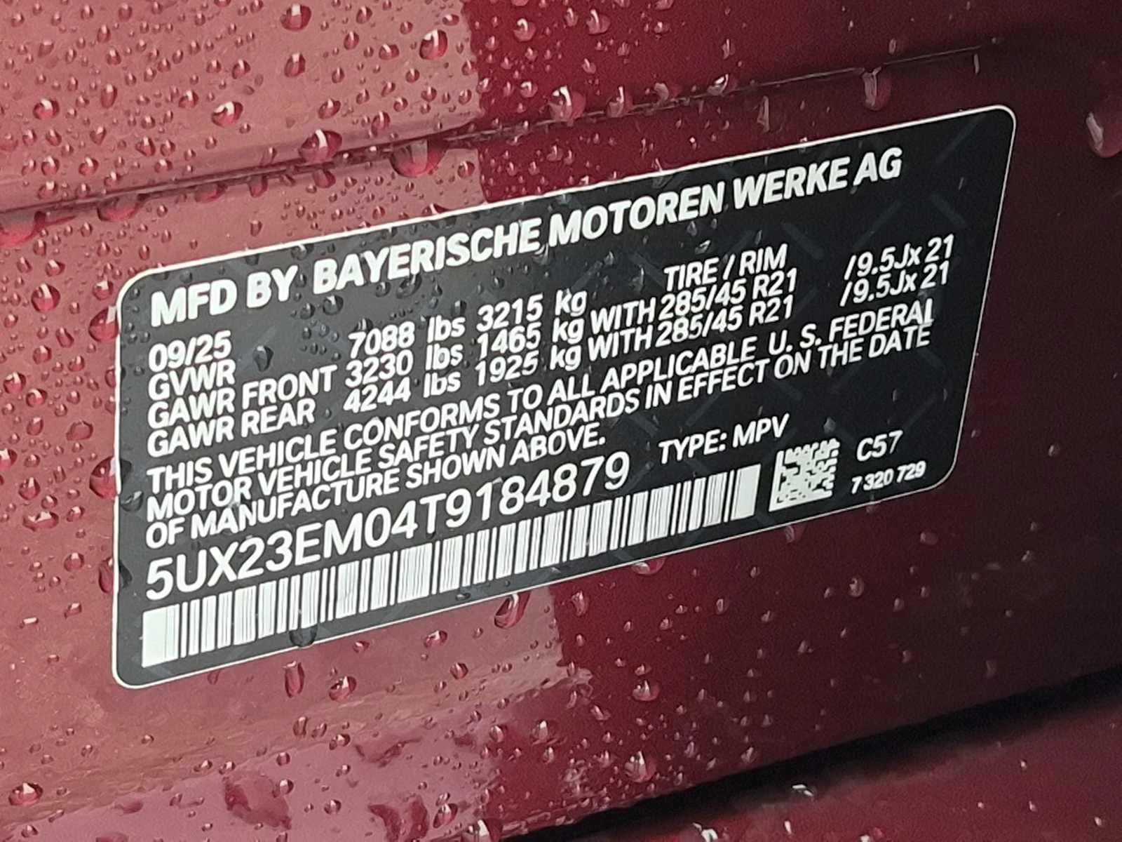 Used 2026 Red BMW xDrive40i image 37