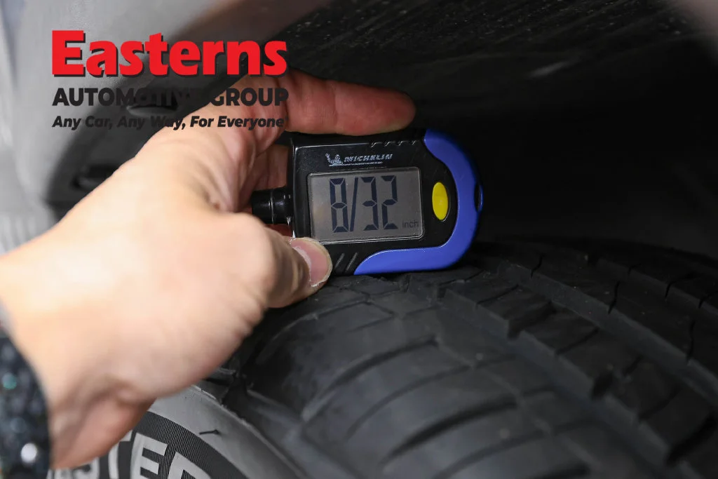 Used 2020 Silver Jeep Latitude image 29