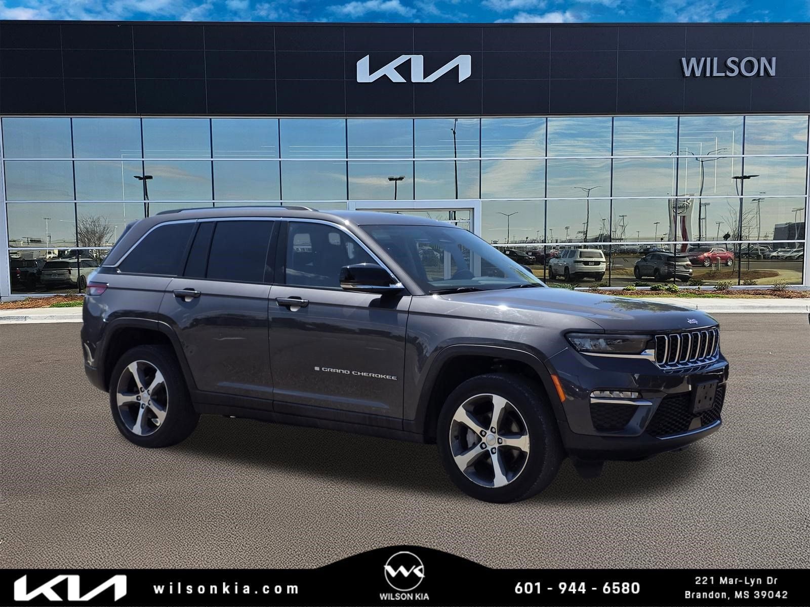 2023 Jeep Grand Cherokee Limited 4x4's photo