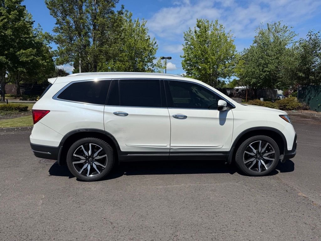 Used 2019 White Diamond Pearl Honda Elite image 8
