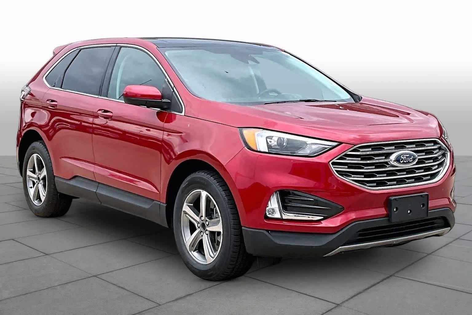 Used 2022 Rapid Red Metallic Tinted Clearcoat Ford SEL image 3
