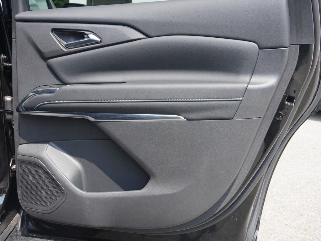 Used 2025 Black Chevrolet LT image 28