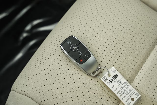 New 2026 Polar White Mercedes-Benz GLE 350 image 44
