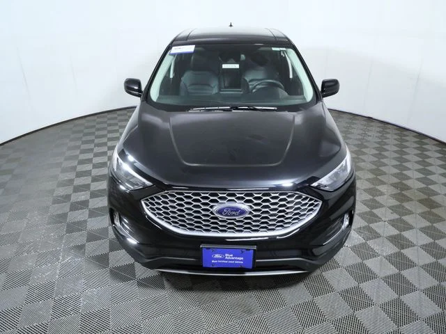 Used 2024 Black Ford SEL image 3