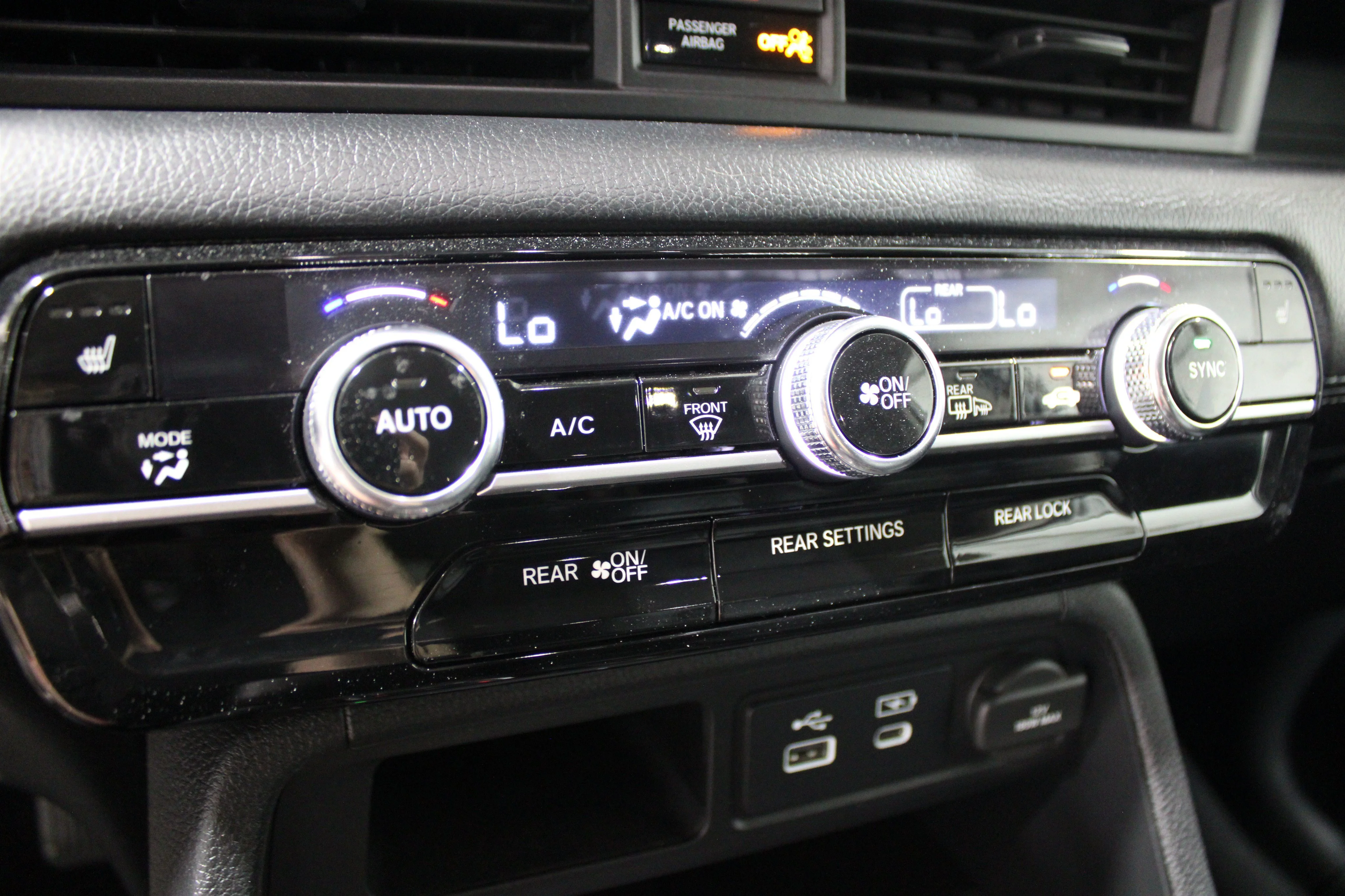 2025 Honda Pilot EX-L - Photo 16