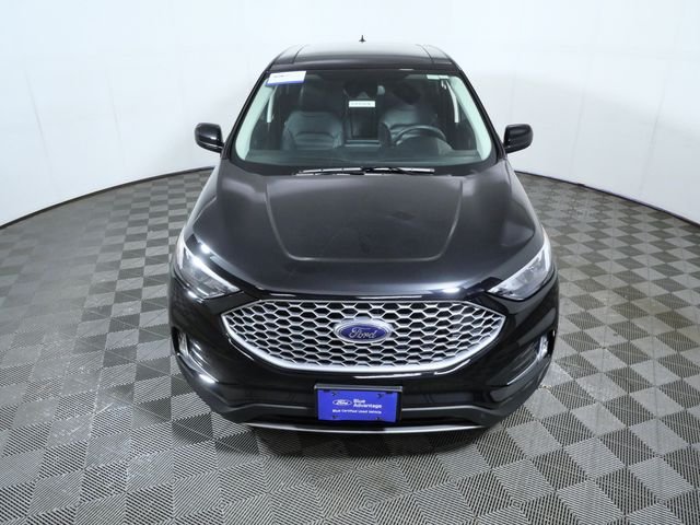 Certified Used 2024 Black Ford SEL image 3