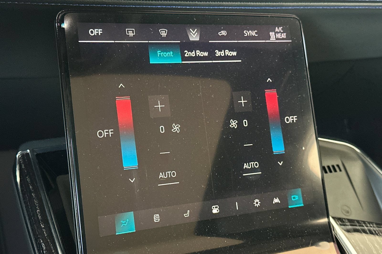 2025 Cadillac Escalade IQ Sport 1 - Photo 21