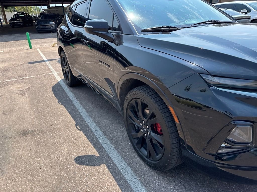 Used 2021 Black Chevrolet RS image 9