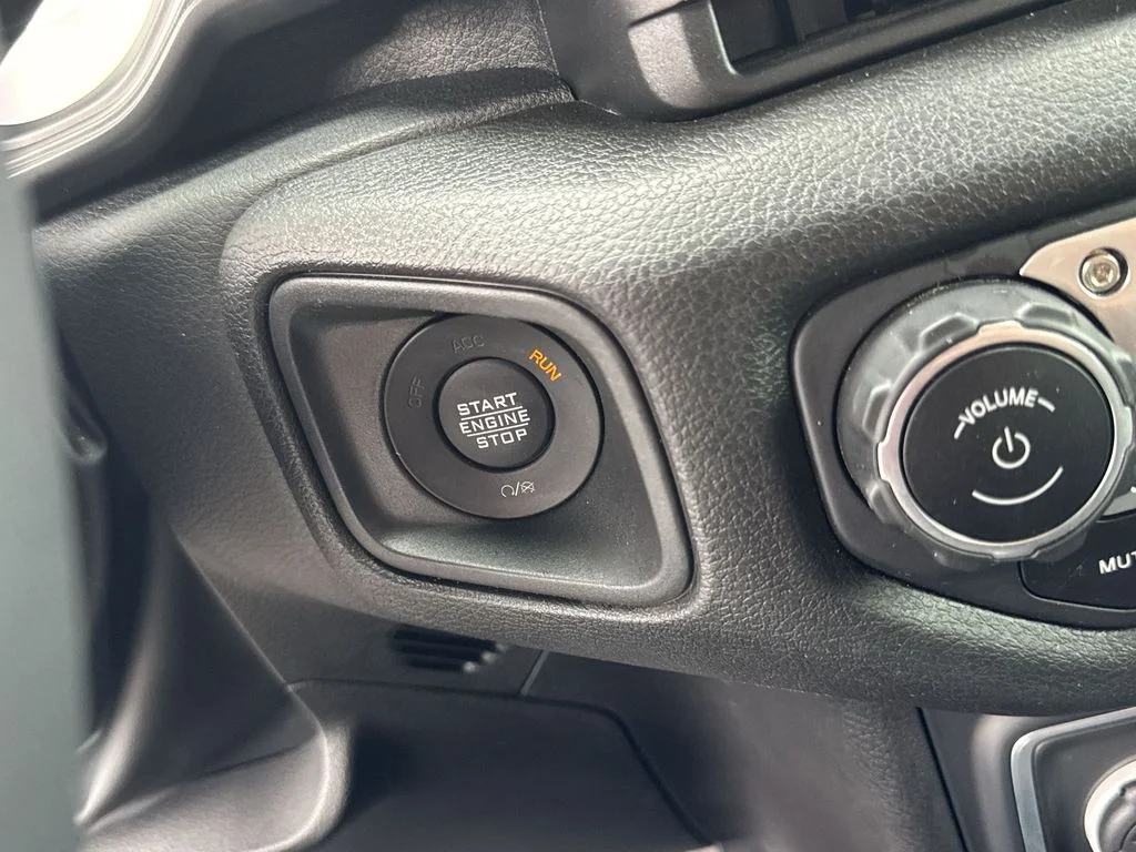Used 2025 Gray Jeep Sport S image 16