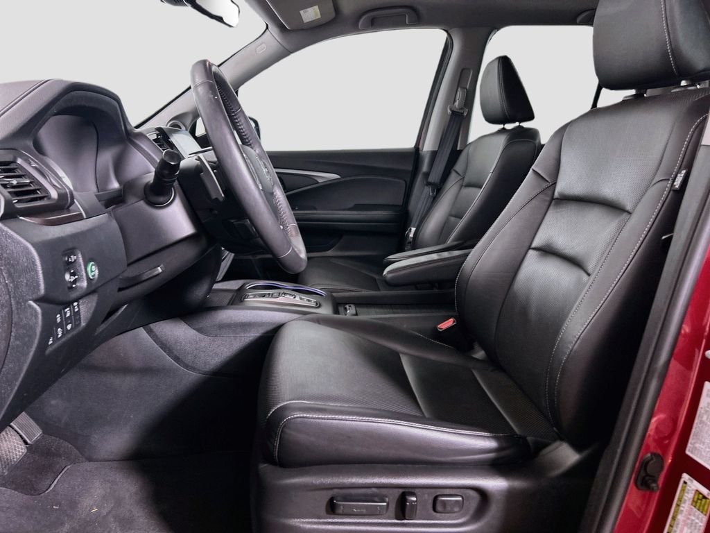 Used 2023 Radiant Red Metallic II Honda RTL-E image 21