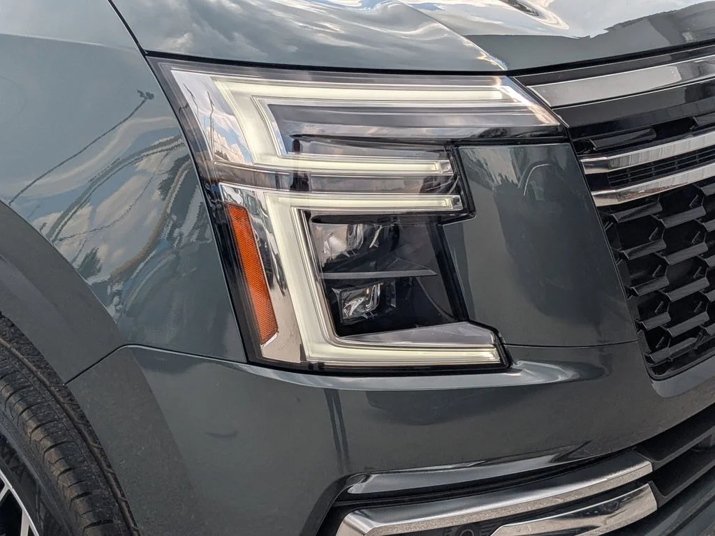 2026 Nissan Armada SL - Photo 9