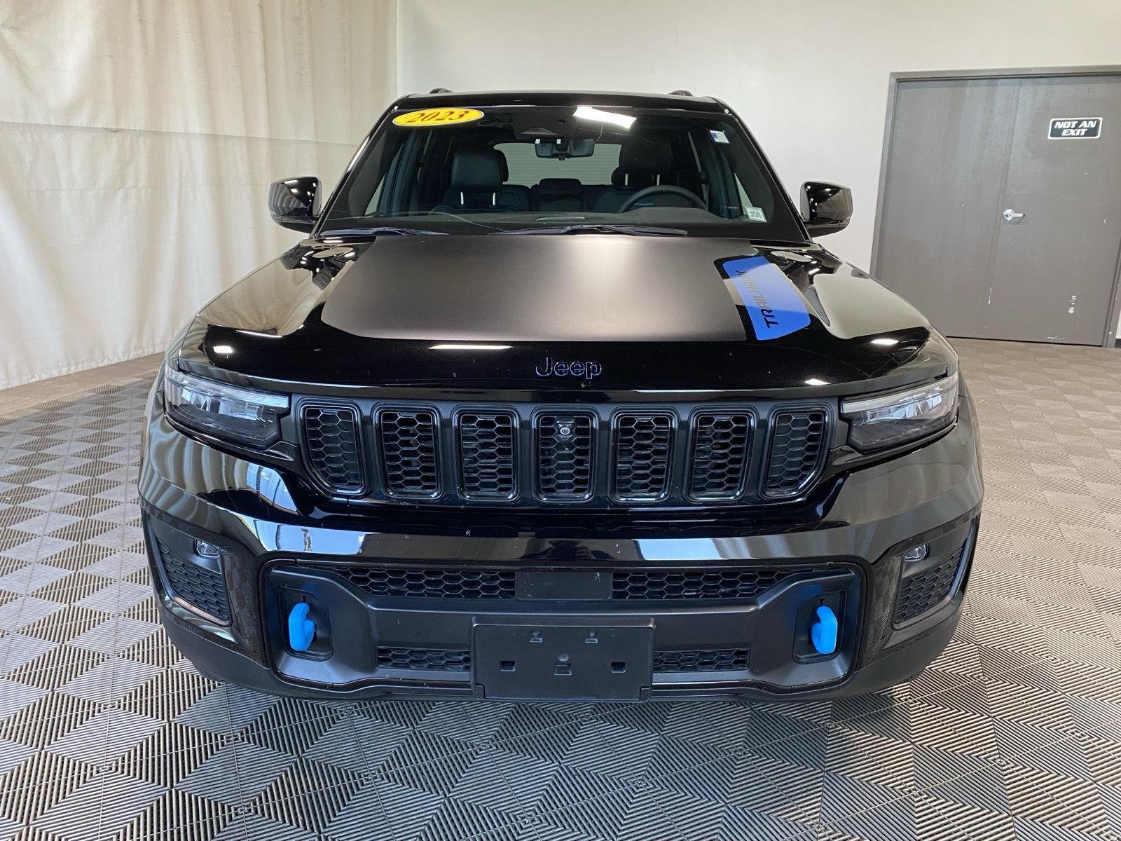 Used 2023 Diamond Black Crystal Pearlcoa Jeep Trailhawk 4xe image 2