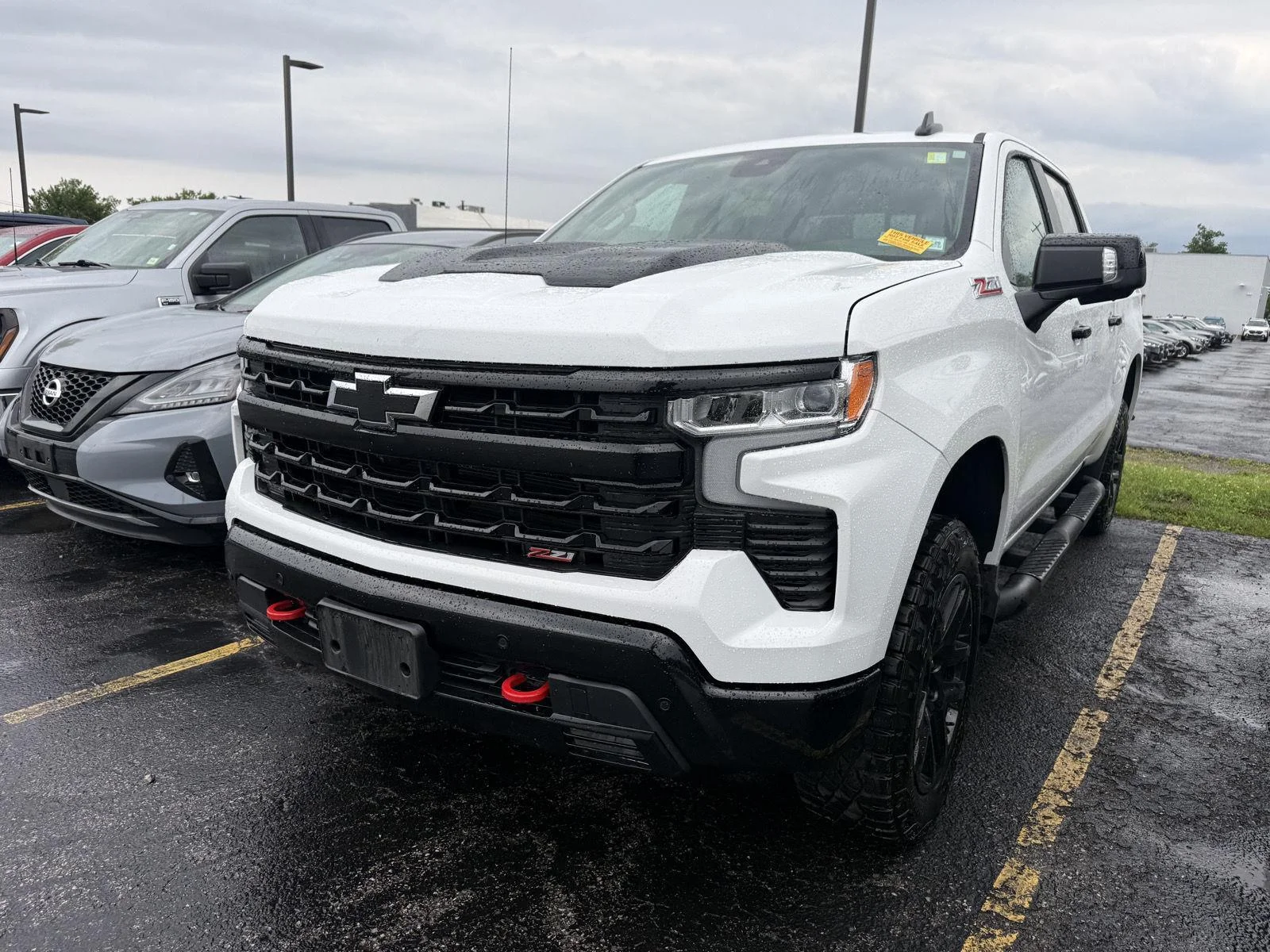 Used 2026 Summit White Chevrolet LT Trail Boss image 2