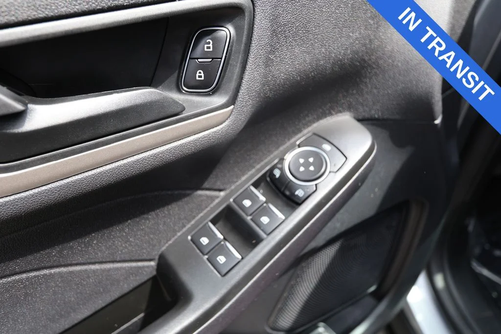 Used 2022 Silver Metallic Ford SE image 17