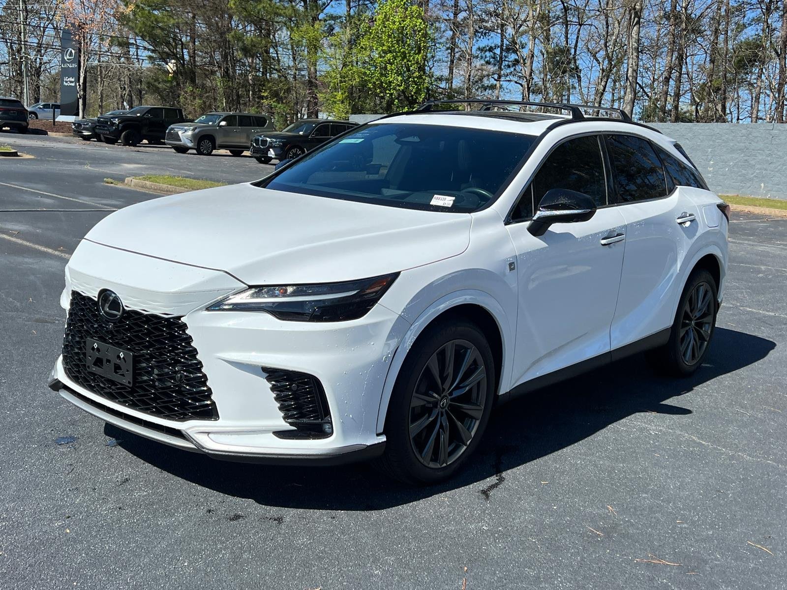Used 2023 Ultra White Lexus 350 F SPORT Handling image 2