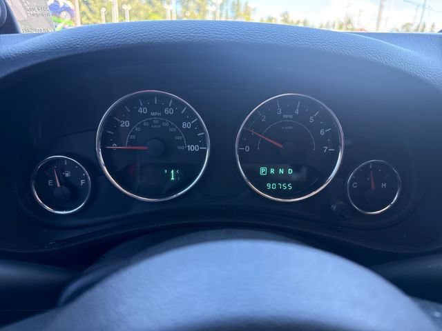 Used 2014 Bright White Clearcoat Jeep Rubicon image 20