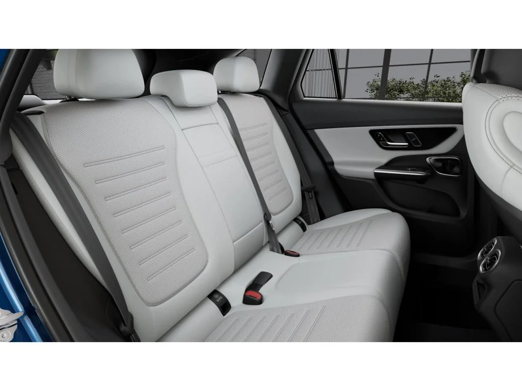 New 2027 Blue Mercedes-Benz GLC 300 image 5