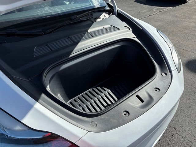 Used 2023  Tesla Long Range image 27