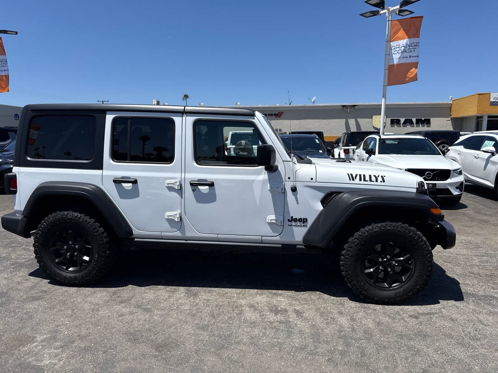Used 2021 Bright White Clearcoat Jeep Unlimited Willys Sport image 9