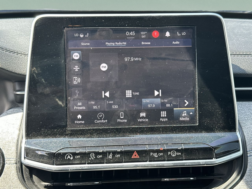 Used 2022 Black Jeep Latitude image 26