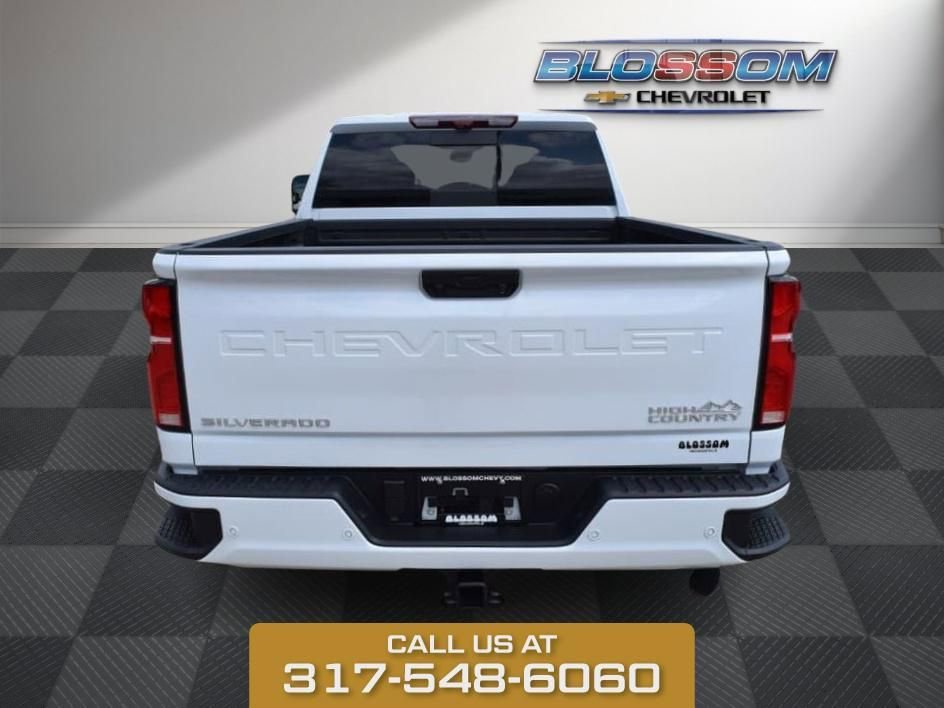2026 Chevrolet Silverado 2500 HD High Country - Photo 7