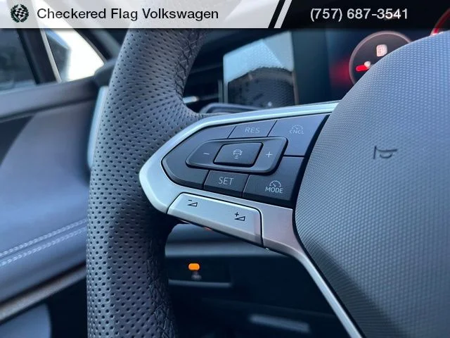 New 2026 White Volkswagen 2.0T SE R-Line Black image 34