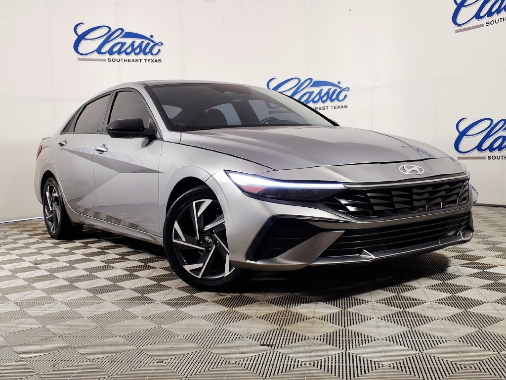 2025 Hyundai Elantra SEL