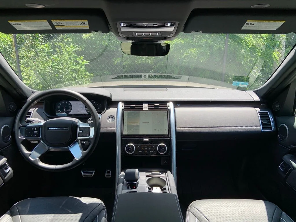 2024 Land Rover Discovery Dynamic SE - Photo 17