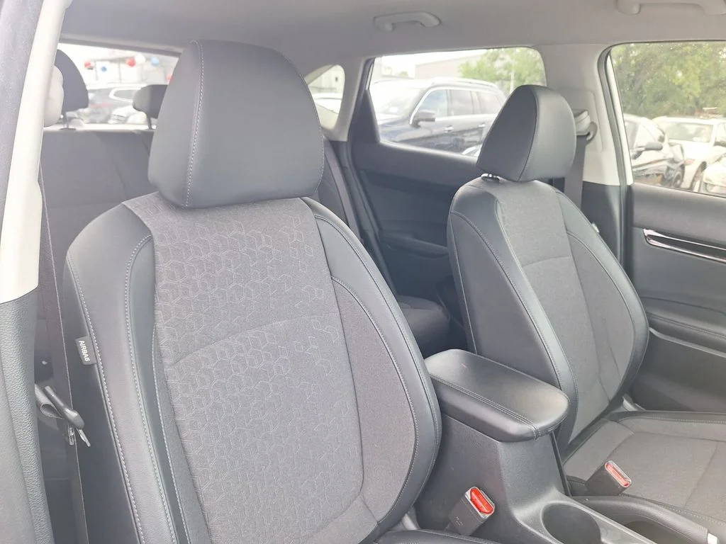 Used 2024 White Kia S image 25