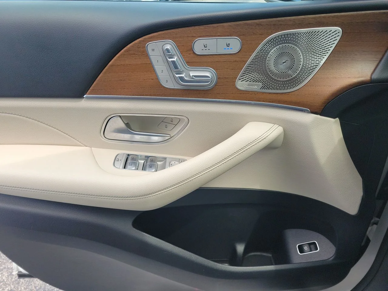 Certified Used 2022  Mercedes-Benz GLE 350 image 24
