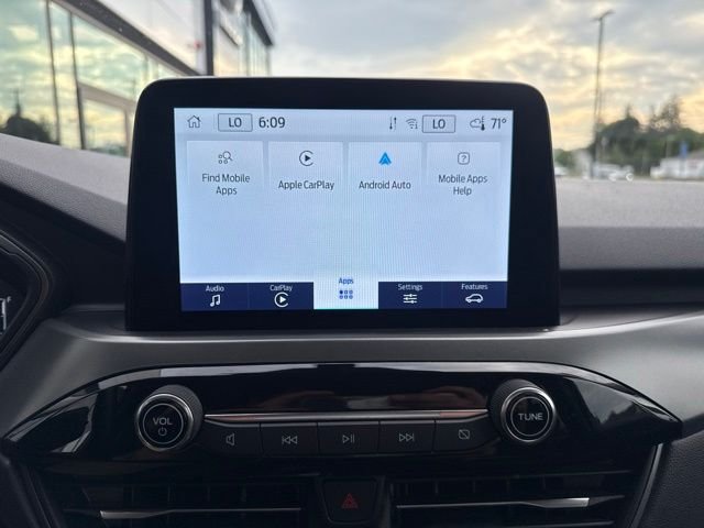 Used 2024 Black Metallic Ford Active image 15