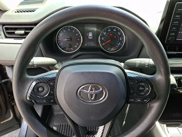Used 2019 Gray Toyota LE image 19
