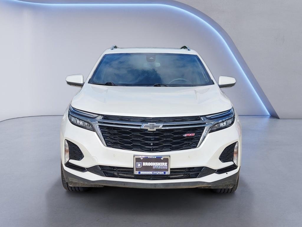 Used 2022 Iridescent Pearl Tricoat Chevrolet RS image 2