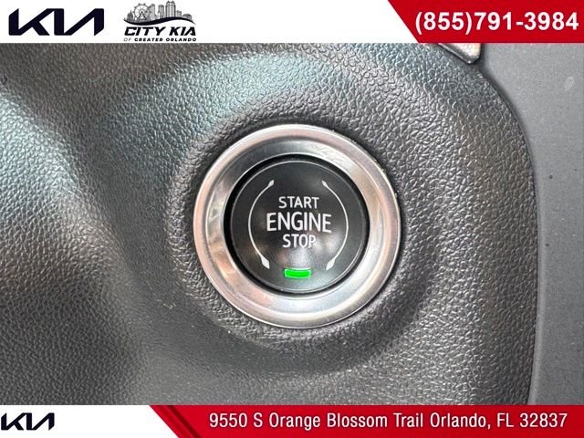 Used 2020 Gray GMC SLT image 21