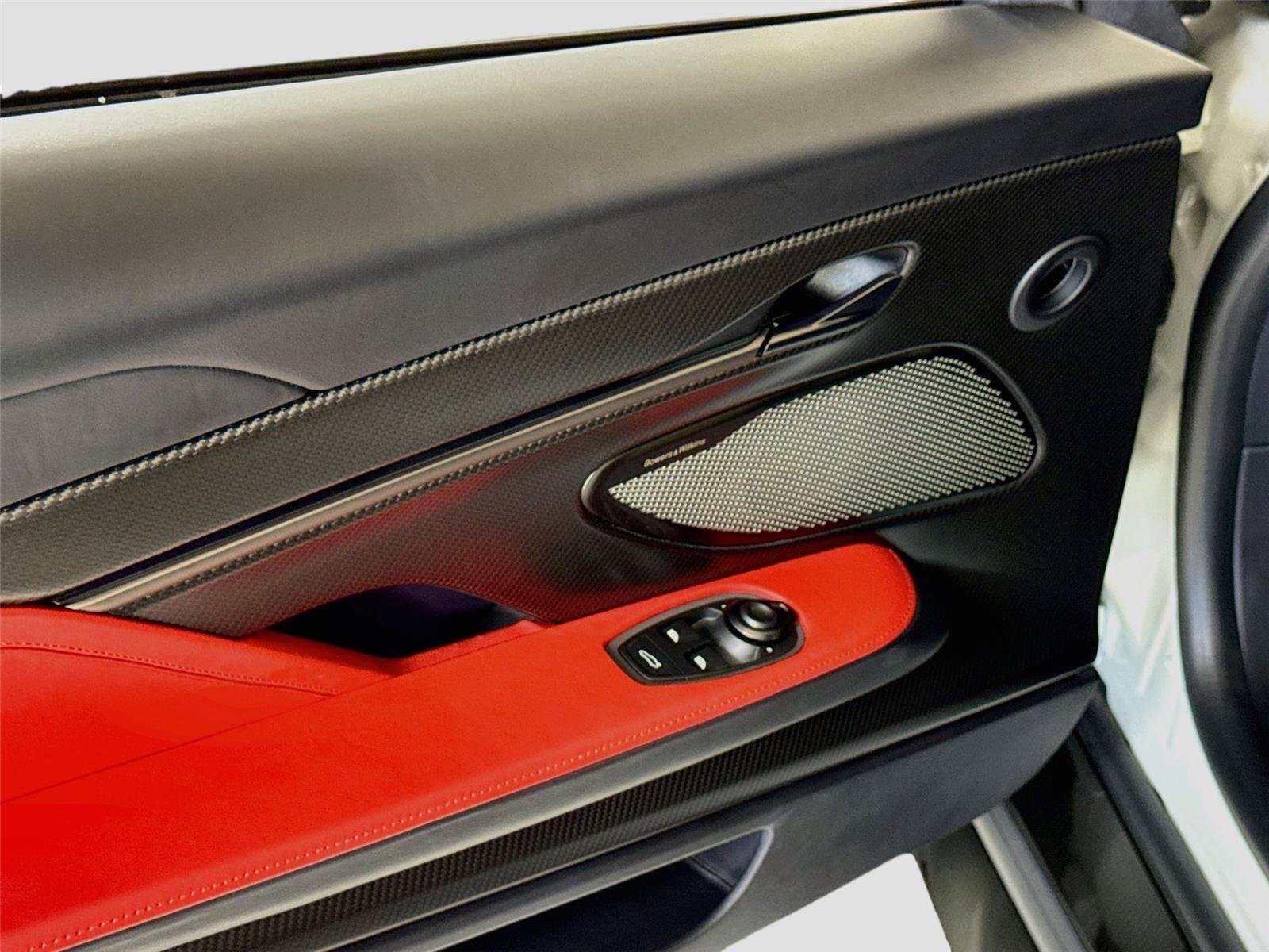 Used 2025  Aston Martin  image 13