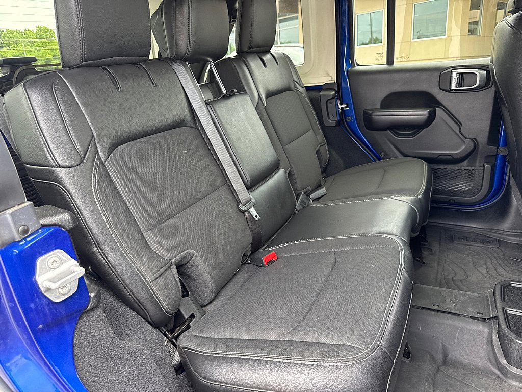 Used 2020 Ocean Blue Metallic Clearcoat Jeep Freedom image 24